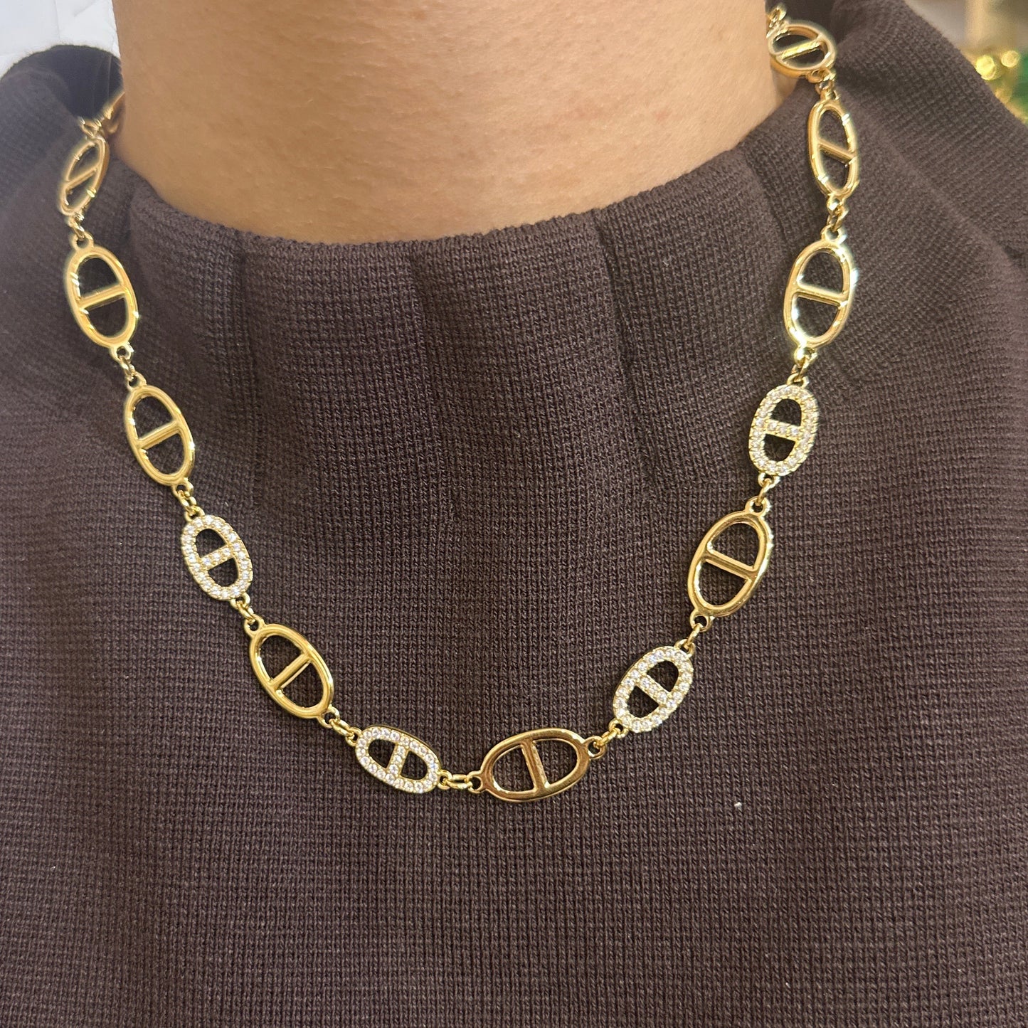 Collier marina or