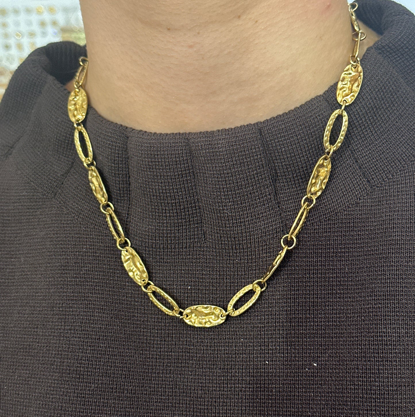 Collier martelé