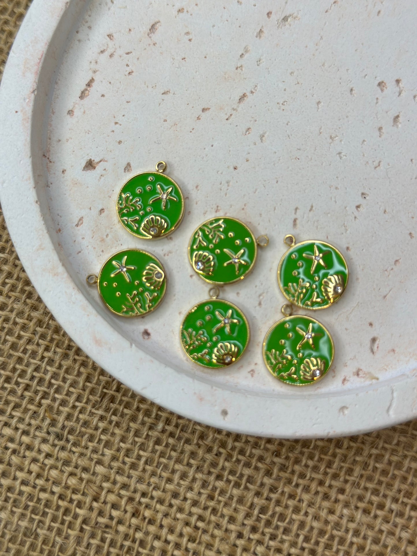 Vert - charms