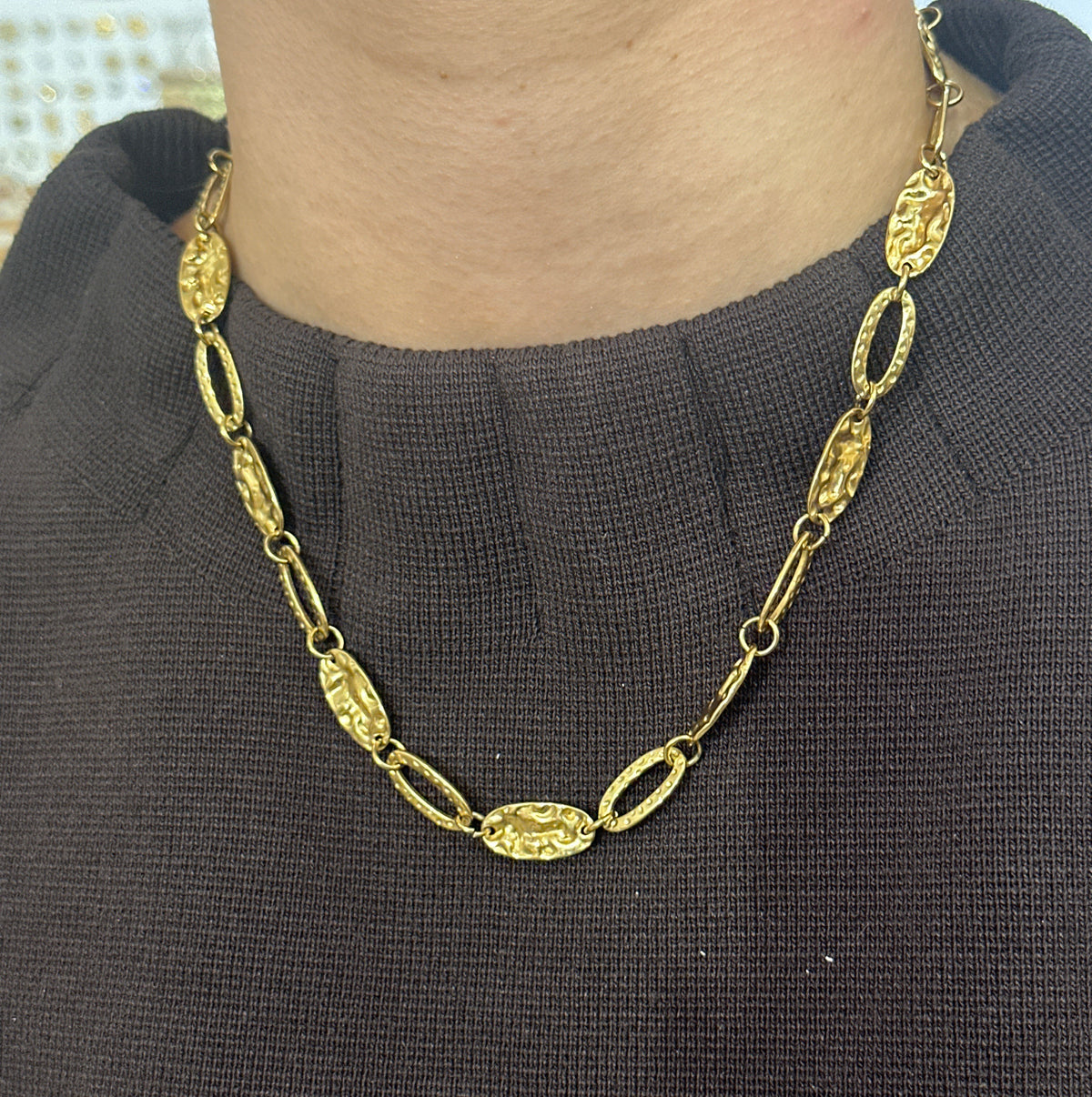 Collier martelé
