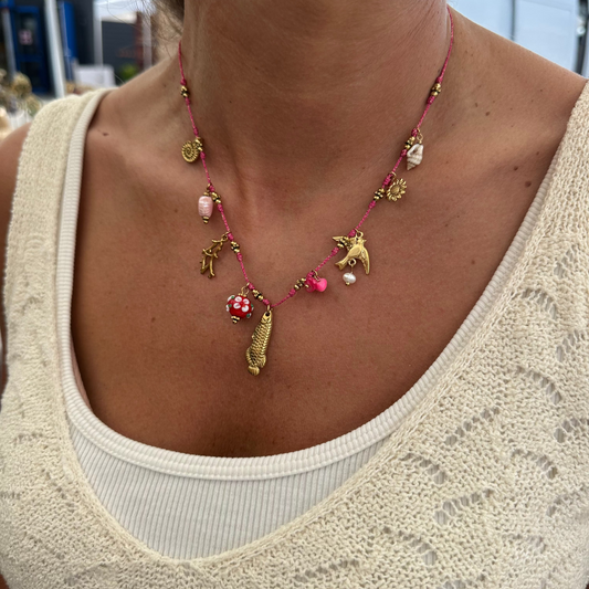 Collier fuchsia