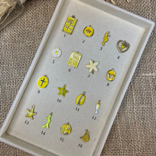 Jaune - charms